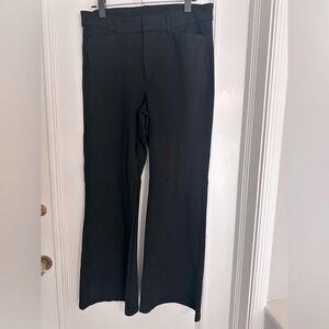 Old Navy Size 12 Flare Trouser EUC Black
